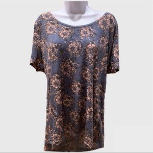 ⭐️⭐️🆕Lularoe Classic size XL